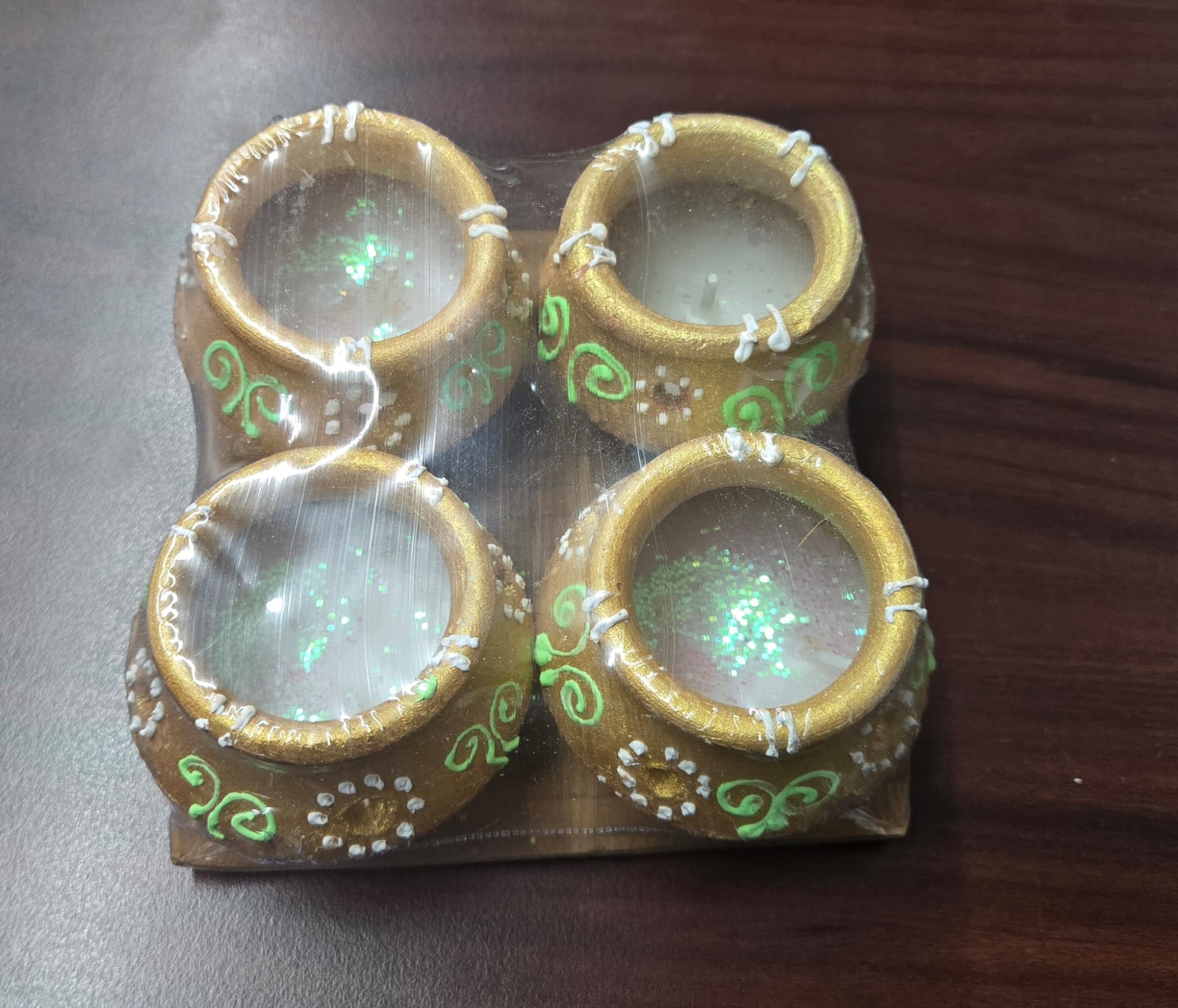 Decorative Matki Diya with Wax - 4 Pcs