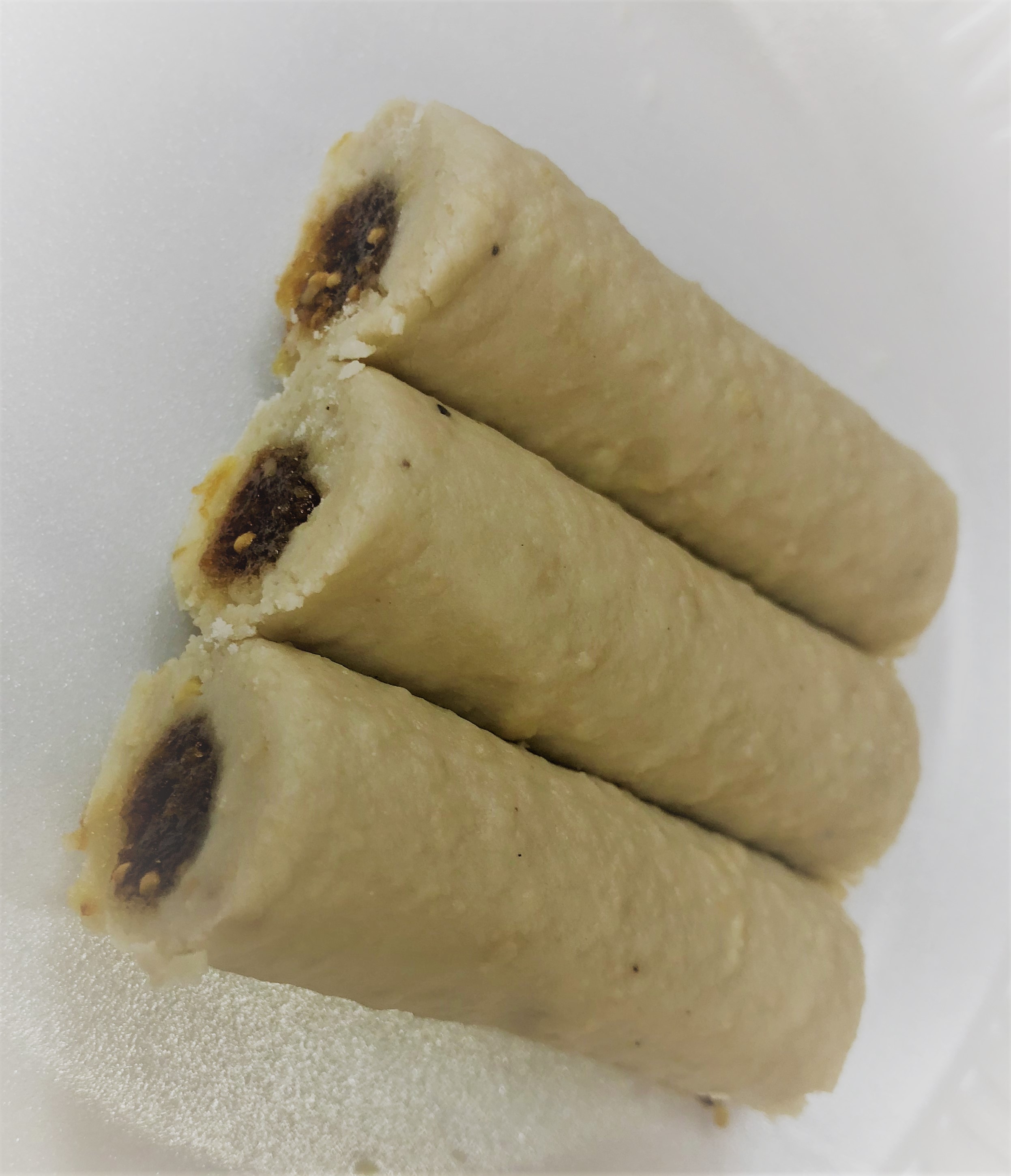 Rajbhog Anjeer Roll 1lb