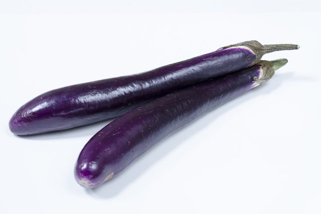 Chinese Eggplant (1 LB)