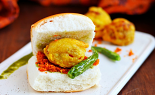 Kesar Fresh Kitchen Vada Pav (1 PCS)